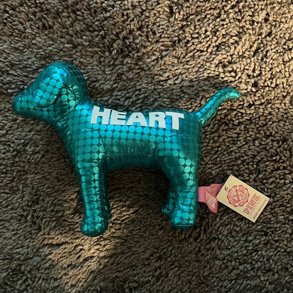 Pink Victoria’s’ Secret dogs - Picture 6 of 8